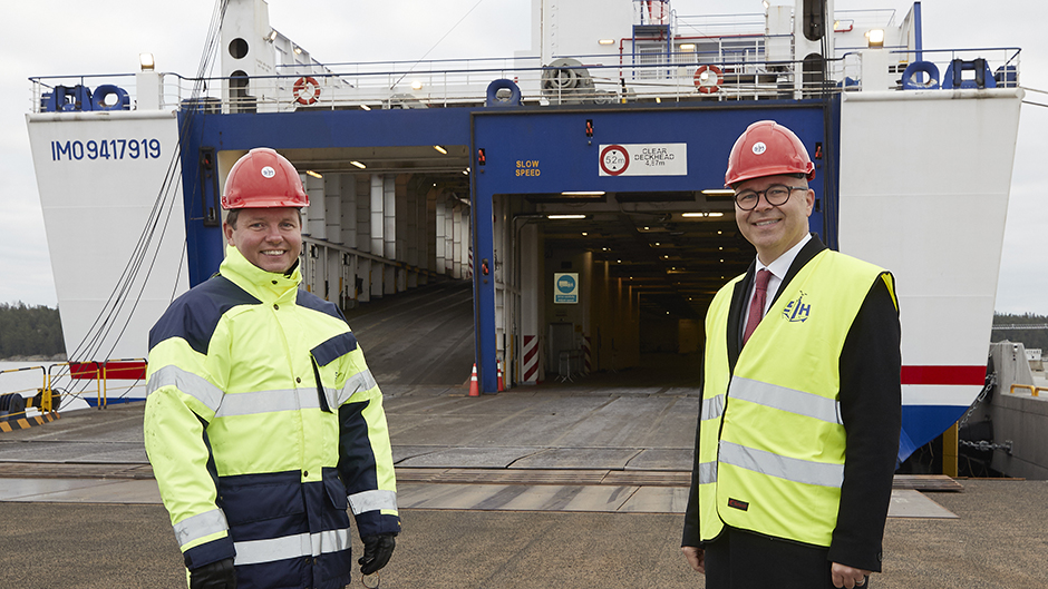 Thomas Andersson and Johan Wallén in front of Stena Line´s vessel at Stockholm Norvik Port